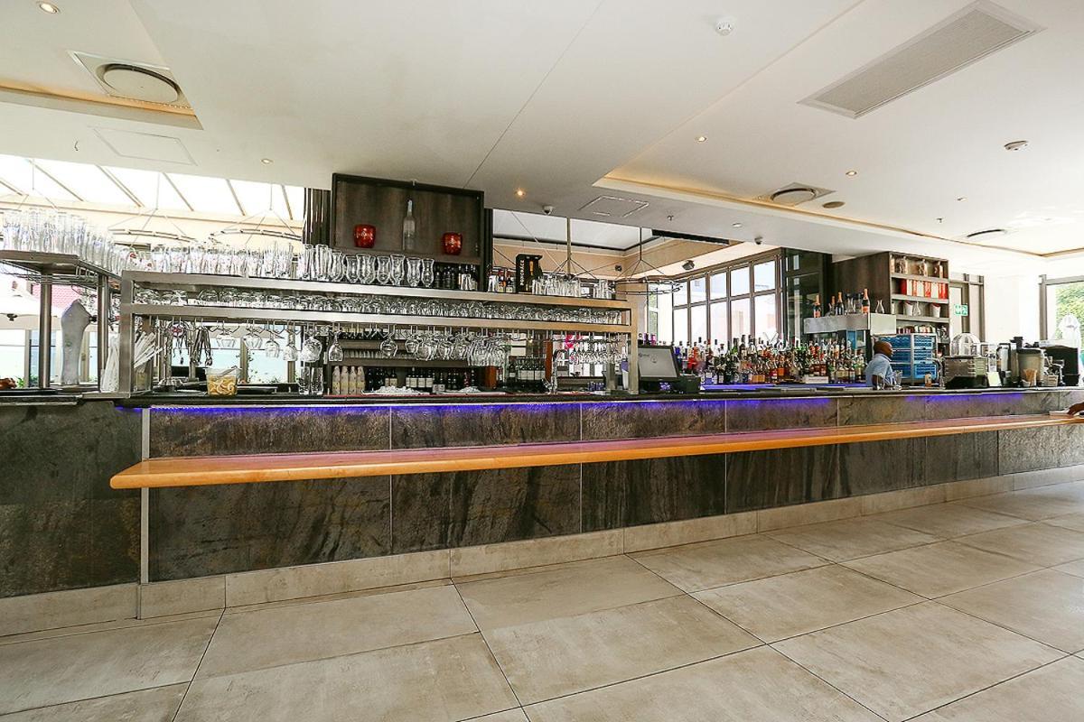 304 Sandton Skye โจฮันเนสเบิร์ก ภายนอก รูปภาพ